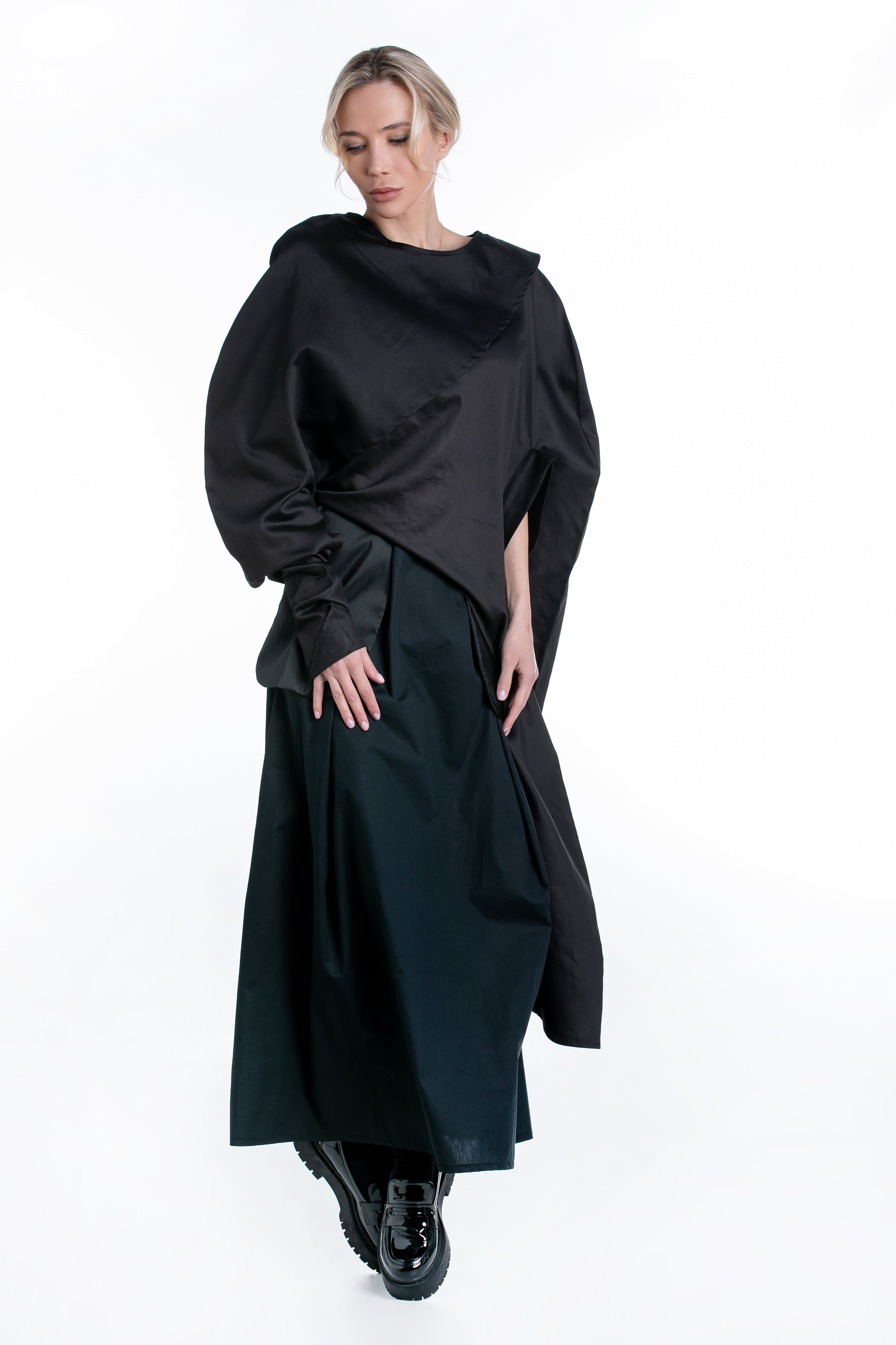 Long Women's Skirt with Two Taffeta Pockets
