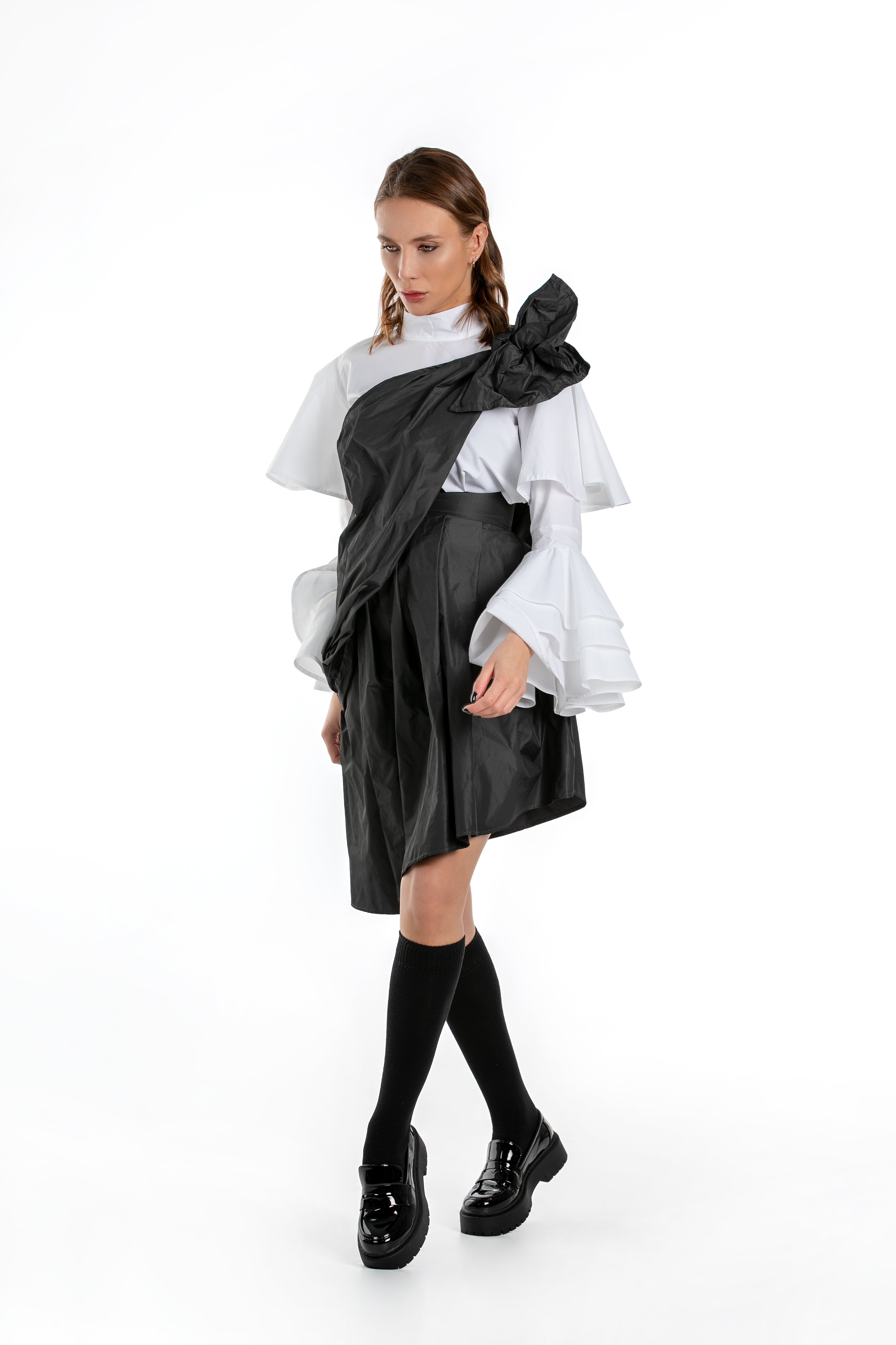 Black Taffeta Skirt With Wide Suspender
