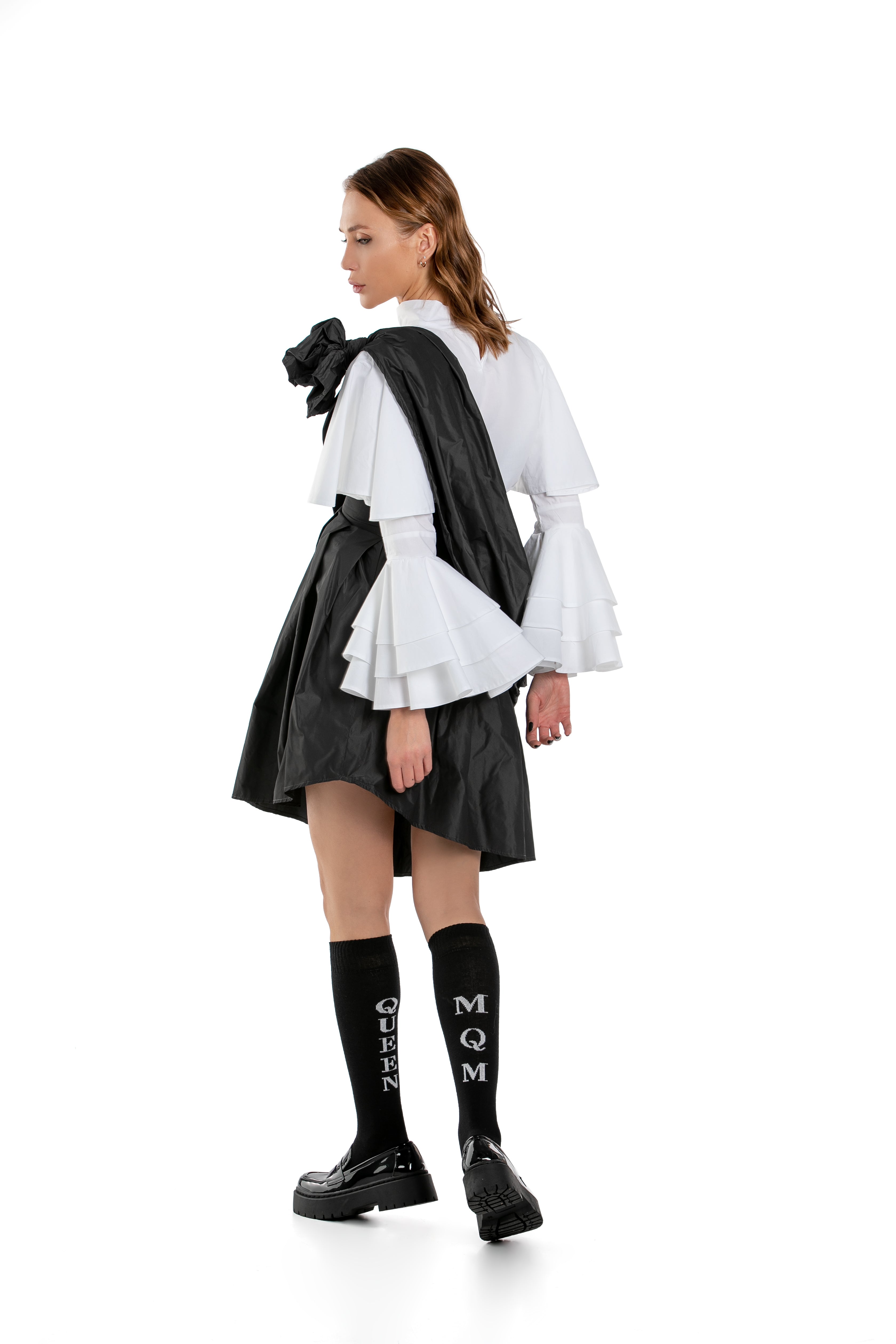 Black Taffeta Skirt With Wide Suspender