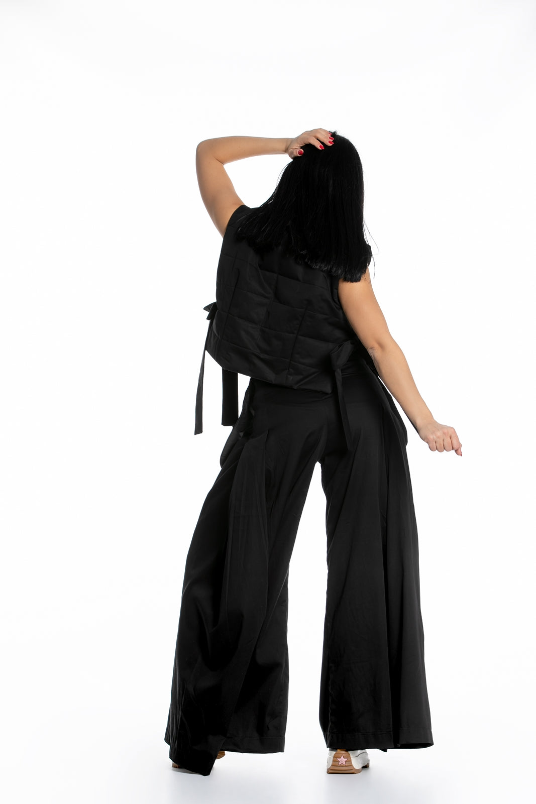 Black Deconstructed Top with Side Ribbons