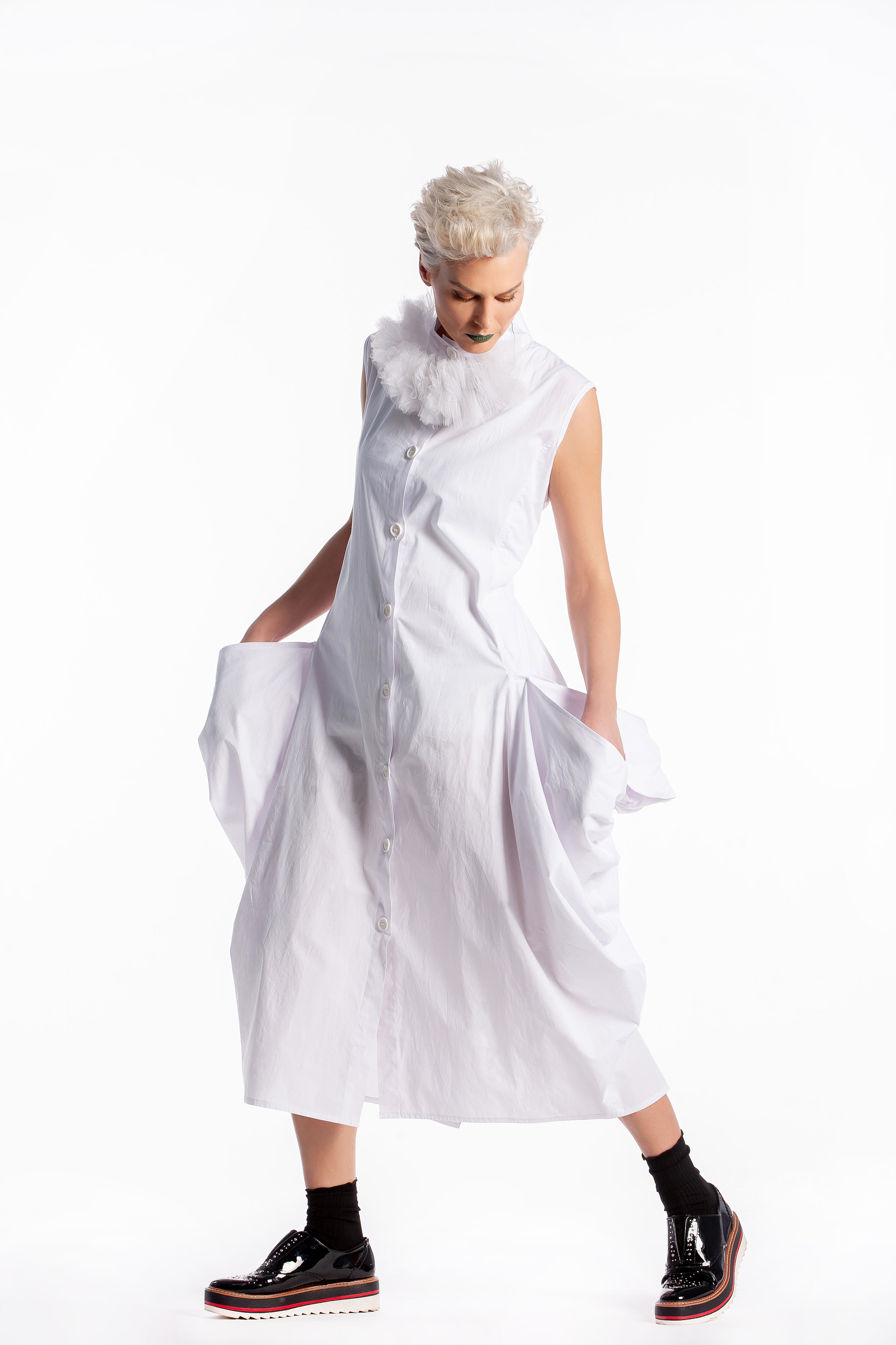 Sleeveless Dress with Oversized Pockets