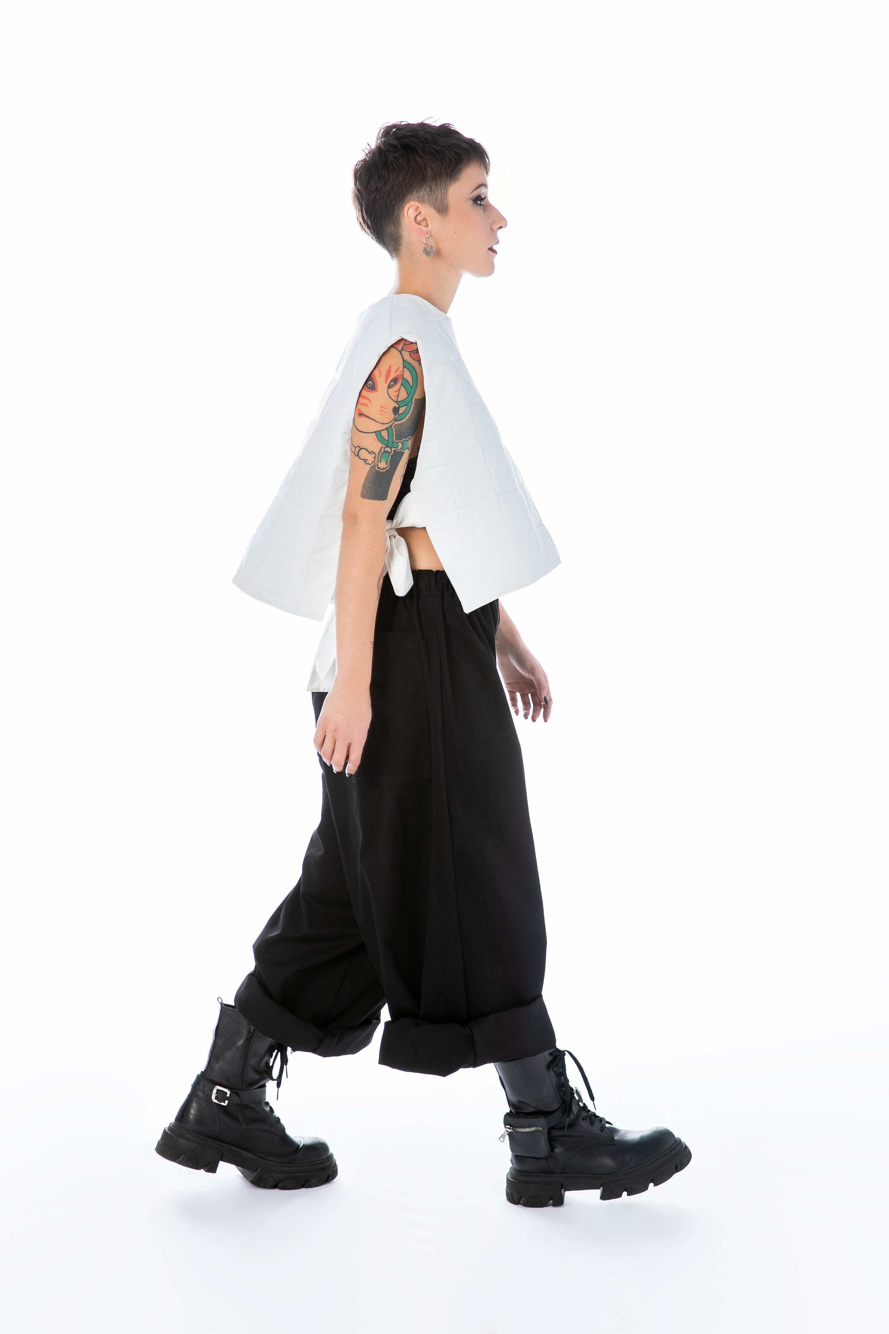 Cropped Vest With Side Ribbons