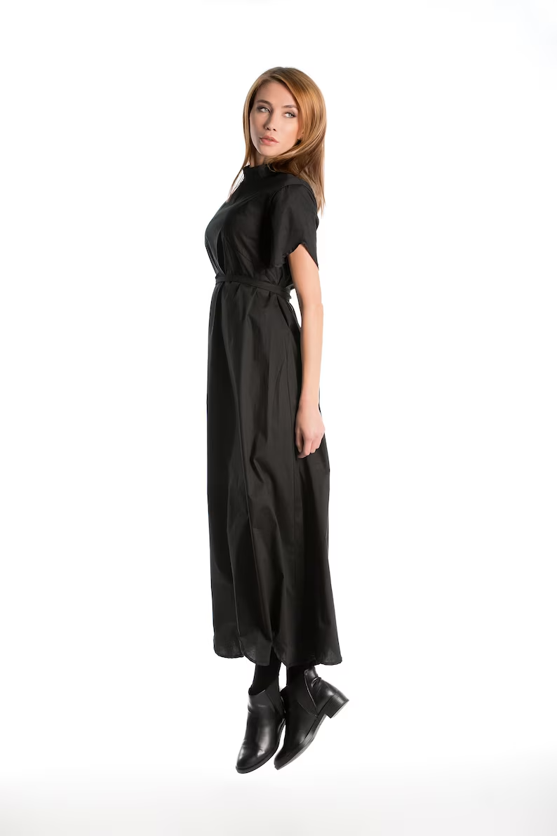 Short Sleeve Black Dress